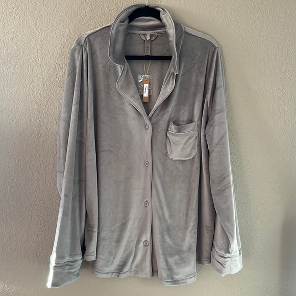 NWT Skims Velour Pajama Shirt - Picture 2 of 6